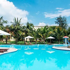 Lazi Beach Resort